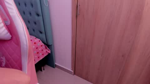 darling online show from November 6, 2025, 6:58 am