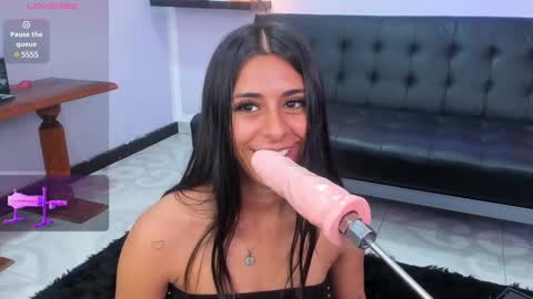 Daniela  online show from February 11, 2025, 6:22 pm