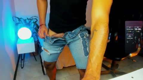 Mauricio online show from October 24, 2025, 8:27 pm