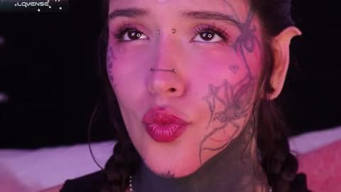 Darlene online show from February 4, 2025, 5:45 pm