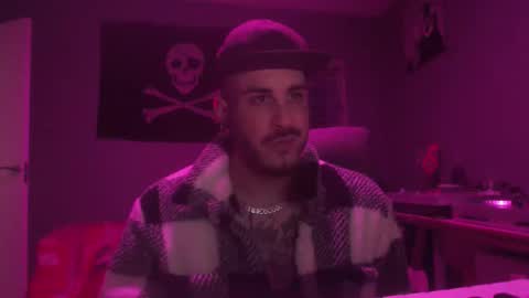 Snapshot of dabirdfree chatting on November 27, 2025, 1:18 am Destroyer online show from November 27, 2025, 1:18 am