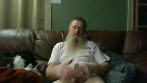 dachshund01 online show from October 24, 2025, 3:14 am