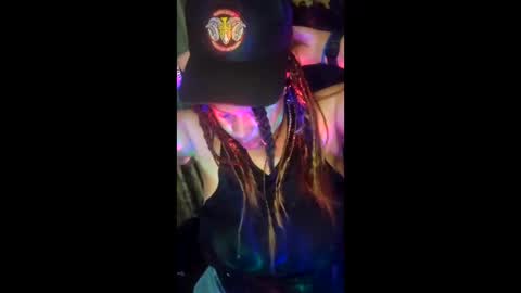 Daddett iS Wett online show from December 29, 2024, 4:38 am