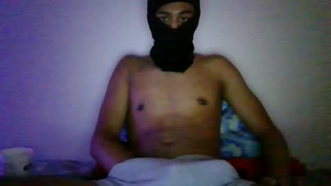 Snapshot of daddiesboi04 chatting on March 24, 2026, 3:50 pm daddiesboi04 online show from March 24, 2026, 3:50 pm