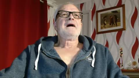 Brian ... online show from October 8, 2025, 8:06 pm