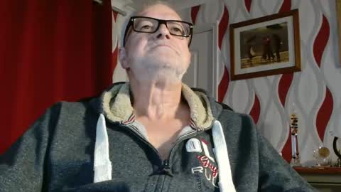 Brian ... online show from October 13, 2025, 8:09 pm