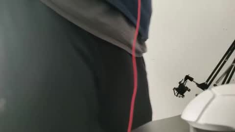 Daddybody89 online show from February 21, 2025, 9:43 pm