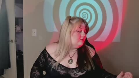 Snapshot of daddygaia8888 chatting on January 3, 2025, 8:00 am Goddess Gaia online show from January 3, 2025, 8:00 am