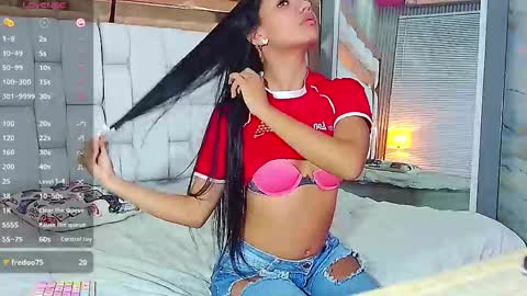 Snapshot of daddyissuesss_ chatting on March 1, 2025, 7:37 pm JAZMIN online show from March 1, 2025, 7:37 pm