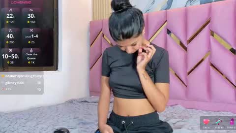 Snapshot of daddyissuesss_ chatting on September 20, 2025, 7:15 pm JAZMIN online show from September 20, 2025, 7:15 pm