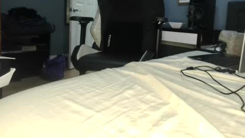 Cinnam0nRod online show from July 18, 2026, 9:29 pm