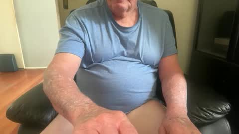 daddyoldcock online show from December 5, 2025, 2:53 am