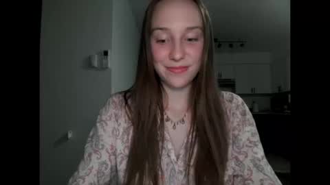Snapshot of daddysssgoodgirl chatting on October 12, 2025, 6:12 am daddys good girl online show from October 12, 2025, 6:12 am