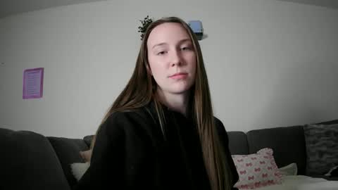 daddys good girl online show from April 26, 2026, 9:29 am