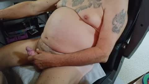 Snapshot of daddytrash chatting on May 30, 2026, 2:19 am daddytrash online show from May 30, 2026, 2:19 am
