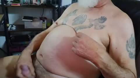 Snapshot of daddytrash chatting on May 31, 2026, 1:47 am daddytrash online show from May 31, 2026, 1:47 am