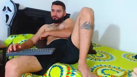 Snapshot of daddytronks17 chatting on December 2, 2024, 11:07 pm daddytronks17 online show from December 2, 2024, 11:07 pm