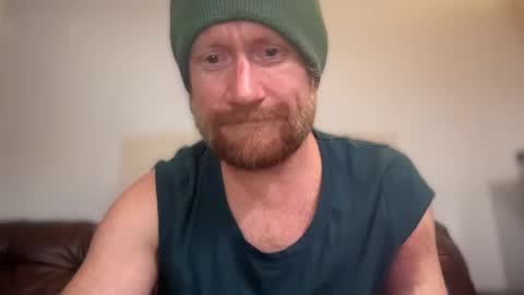 Snapshot of daemon456321 chatting on February 25, 2025, 9:46 pm daemon online show from February 25, 2025, 9:46 pm