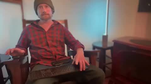 Snapshot of daemon456321 chatting on March 5, 2025, 9:26 pm daemon online show from March 5, 2025, 9:26 pm