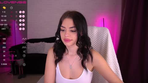 Snapshot of daenerys_daen chatting on December 3, 2024, 7:54 am daenerys_daen online show from December 3, 2024, 7:54 am