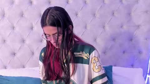 dafne_bss online show from February 28, 2026, 5:52 am