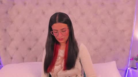 dafne_bss online show from April 24, 2026, 5:21 am