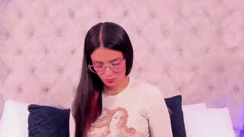 dafne_bss online show from June 26, 2026, 5:12 am