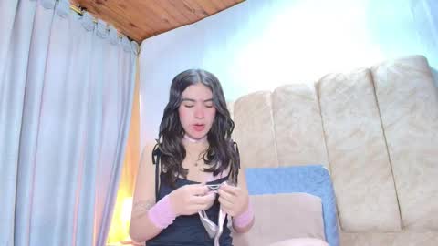 dafne_quenn online show from February 8, 2026, 12:41 pm
