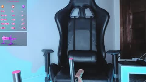 Snapshot of dafneblase chatting on April 28, 2026, 1:38 pm Dafneblase online show from April 28, 2026, 1:38 pm