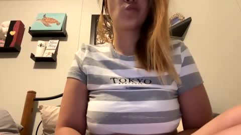 Dafne  27 Cory-24  online show from January 28, 2025, 11:39 pm