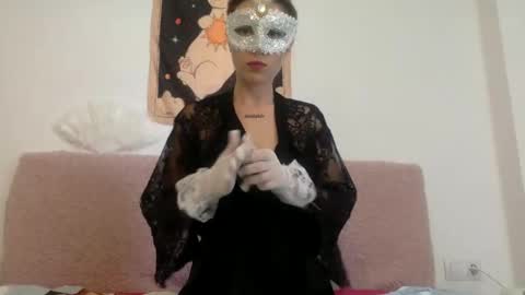 dafnesqueeze online show from December 4, 2024, 11:52 am