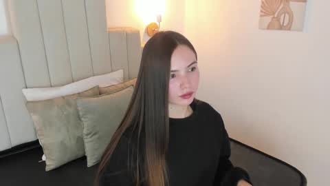 Snapshot of dafnevega chatting on September 19, 2025, 12:50 pm Dafne  online show from September 19, 2025, 12:50 pm