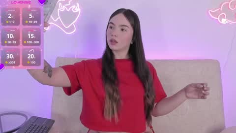 Dafne  online show from April 8, 2026, 2:17 pm