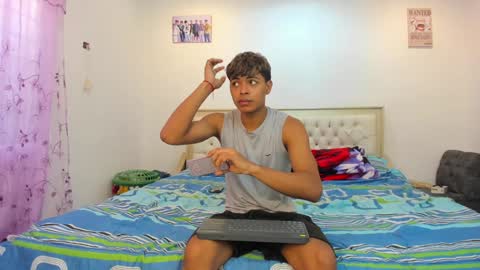 dafnezahiraa  online show from January 30, 2025, 6:21 pm