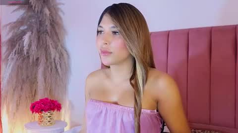 Snapshot of dahiana_prenss chatting on October 12, 2025, 5:01 pm Dahiana online show from October 12, 2025, 5:01 pm