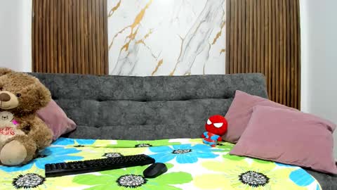 dahianaroa online show from March 1, 2026, 1:13 pm