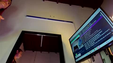 Dahian Fox online show from March 10, 2025, 6:56 pm