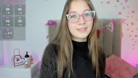 Dahlia online show from March 4, 2025, 8:05 pm