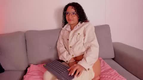 Dahli online show from January 26, 2025, 6:17 am