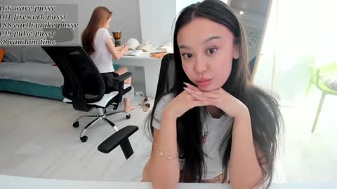 daily_love online show from November 6, 2025, 6:14 am