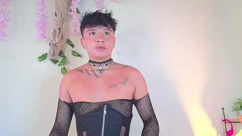 daimond cooper online show from April 15, 2026, 7:58 pm