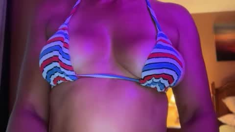 Daisy137 online show from May 23, 2026, 4:11 pm