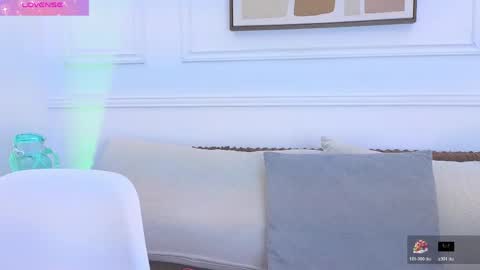 Daisy Price online show from May 13, 2026, 10:23 am