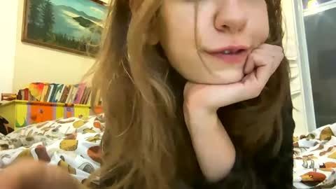 DaisyB3 online show from March 1, 2025, 2:15 am