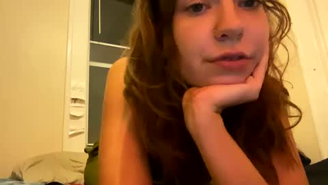 DaisyB3 online show from September 13, 2025, 4:12 am