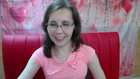 Snapshot of daisyedit chatting on May 23, 2026, 7:13 am DaisyEdit online show from May 23, 2026, 7:13 am
