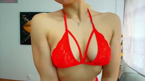 Snapshot of daisyluvsyou chatting on February 26, 2026, 6:56 am Daisyy online show from February 26, 2026, 6:56 am