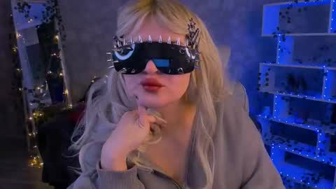 Daisy online show from February 22, 2026, 1:51 am