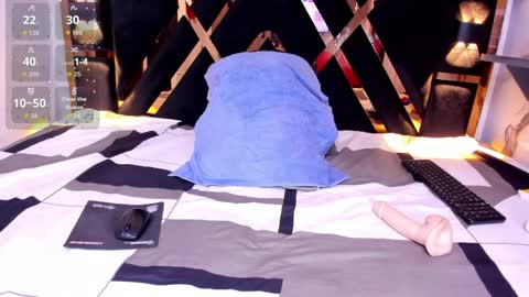 Dajacat online show from April 8, 2026, 7:14 pm