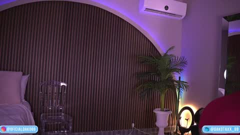 dako online show from October 24, 2025, 3:03 am